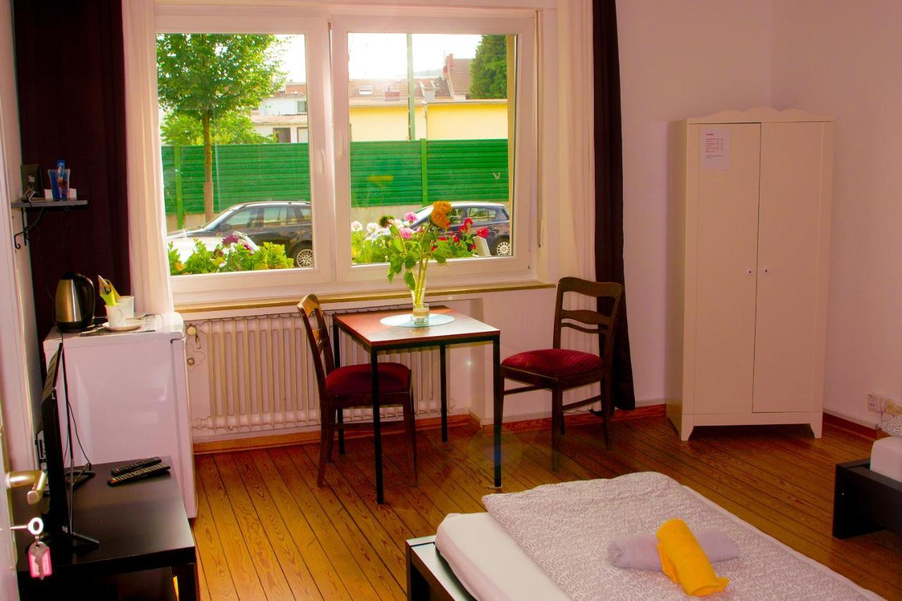 A&S Ferienwohnungen Roonstrasse Bonn Exterior foto